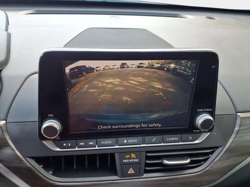 Used 2023 Nissan Altima 2.5 SV image 19