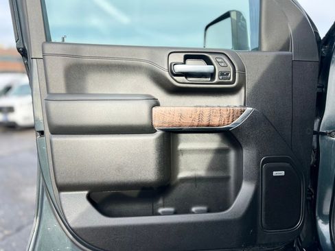 Used 2022 GMC Sierra 2500 Denali w/ Snow Plow Prep/Camper Package image 17