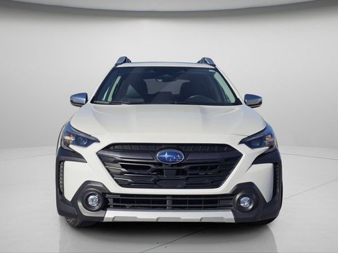 Used 2024 Subaru Outback Touring image 3