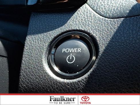 Used 2026 Toyota Camry SE FWD image 24