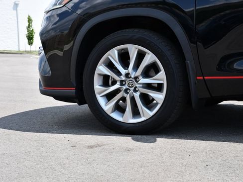 Used 2021 Toyota Highlander Limited AWD/4WD image 12