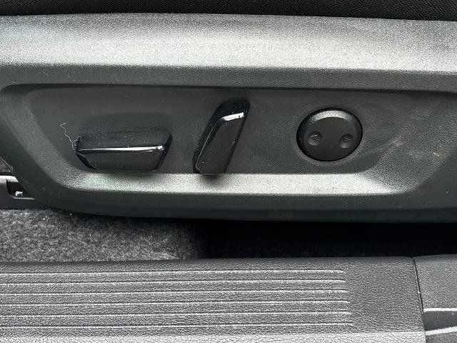 Certified 2026 Nissan Rogue SV w/ Cold Weather Package FWD image 16