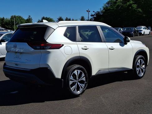 Certified 2023 Nissan Rogue SV w/ SV Premium B Package AWD/4WD image 6
