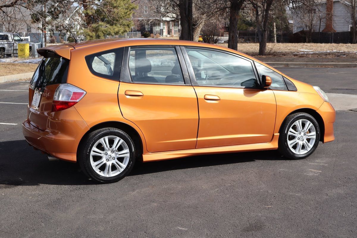 Used 2010 Honda Fit Sport image 4