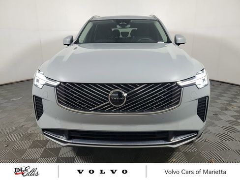 Certified 2025 Volvo XC90 B6 Core w/ Climate Package image 2