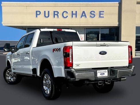Used 2025 Ford F250 Lariat w/ Lariat Ultimate Package image 4