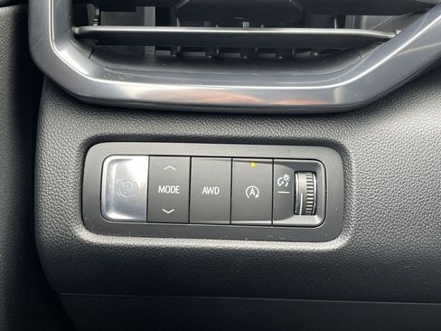 New 2026 GMC Acadia AT4 w/ Luxury Package AWD/4WD image 18