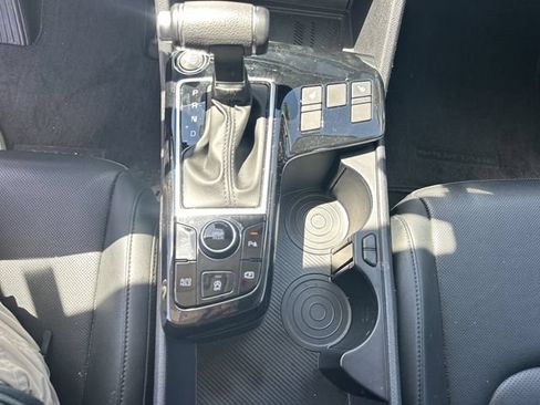 Certified 2024 Kia Sportage EX FWD image 23