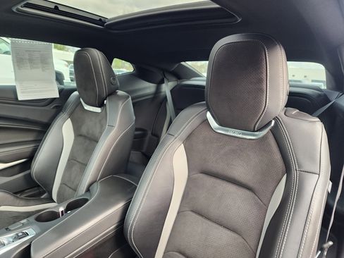 Used 2023 Chevrolet Camaro SS image 16