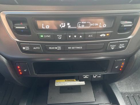 Certified 2023 Honda Passport EX-L image 17