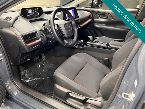 Used 2023 Toyota Prius Prime SE image 4