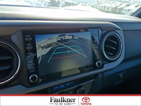 Certified 2023 Toyota Tacoma TRD Off-Road image 17