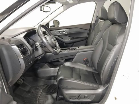 Used 2021 Nissan Rogue SL w/ Premium Package AWD/4WD image 10