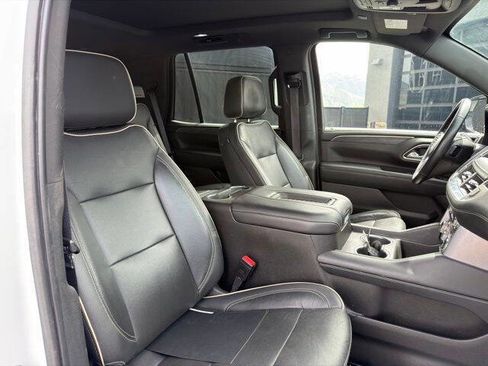 Used 2021 GMC Yukon SLT AWD/4WD image 14