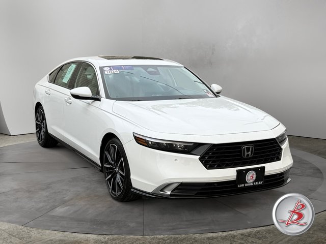 Used 2024 Honda Accord Touring image 1