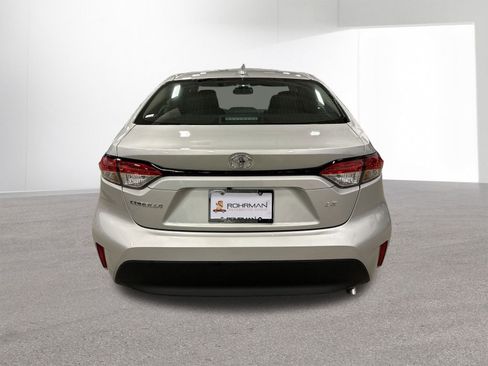 Used 2025 Toyota Corolla LE image 31