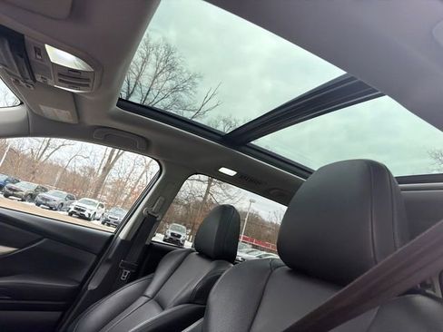 Certified 2022 Subaru Ascent Limited w/ Technology Package image 37