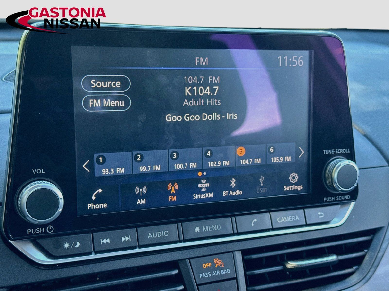 Used 2025 Nissan Altima 2.5 SV FWD image 18