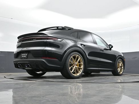 New 2026 Porsche Cayenne Turbo GT AWD/4WD image 37