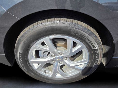 Used 2019 Chevrolet Equinox Premier FWD image 8
