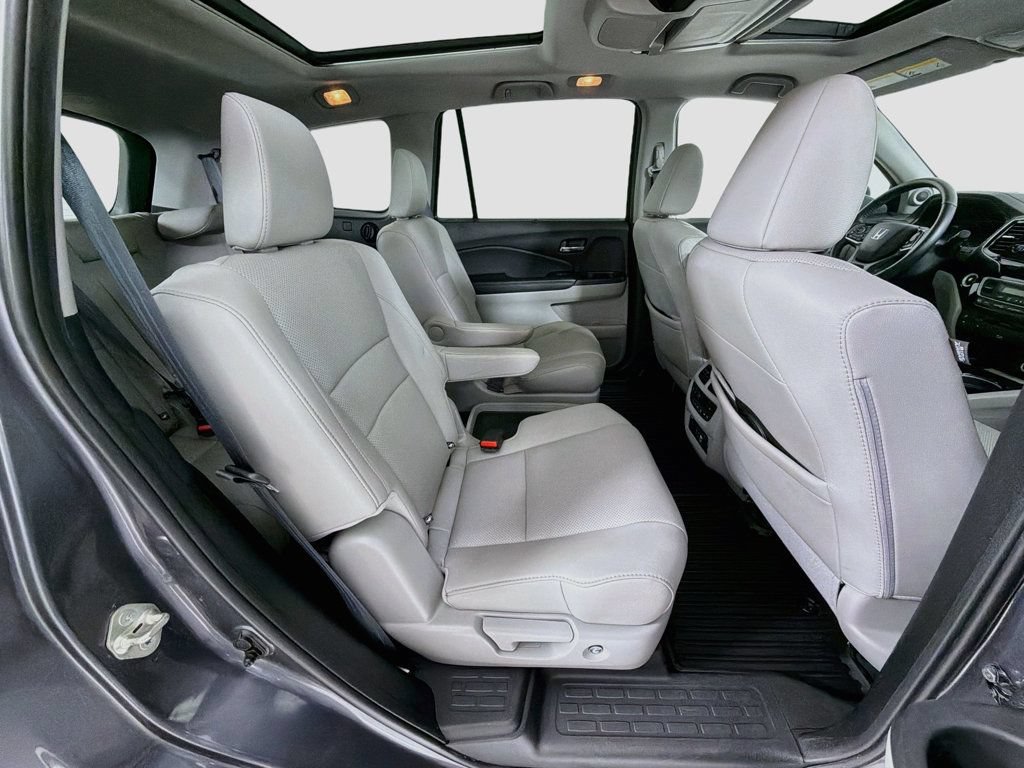 Used 2019 Honda Pilot Elite image 31