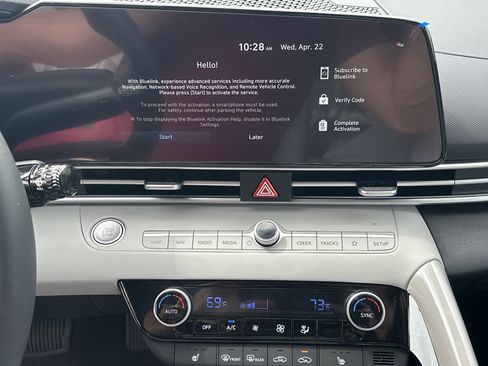 New 2026 Hyundai Elantra Limited FWD image 15