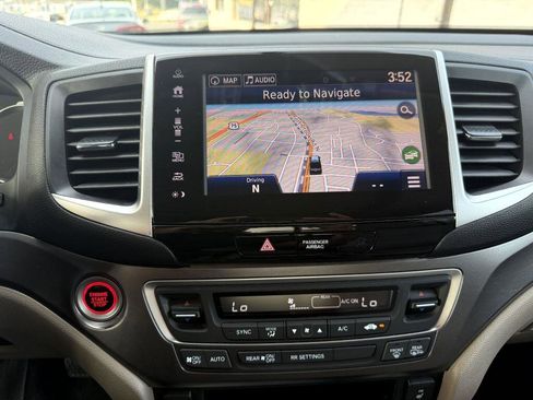 Used 2019 Honda Ridgeline RTL-T image 16