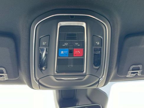 New 2026 Jeep Grand Cherokee Laredo AWD/4WD image 33