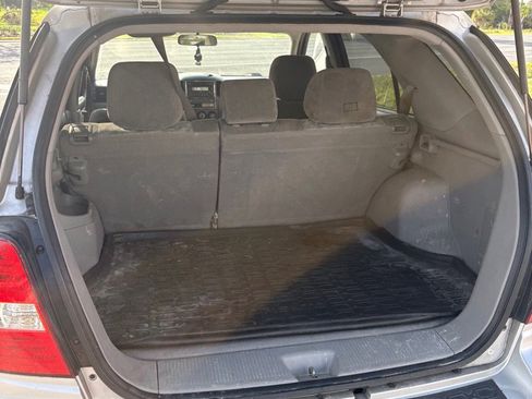 Used 2008 Kia Sorento 2WD image 6