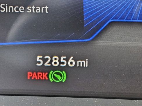 Used 2024 Volkswagen Jetta SE image 28