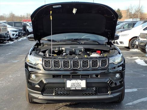 New 2026 Jeep Compass Latitude image 21