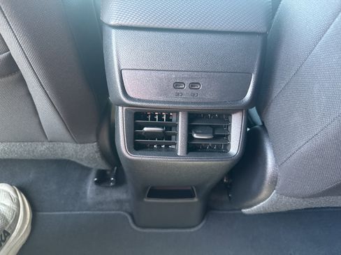 Used 2026 Chevrolet Equinox LT AWD/4WD image 14