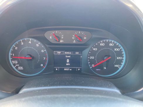 Used 2017 Chevrolet Malibu LT image 13