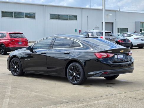 Used 2019 Chevrolet Malibu LT FWD image 6