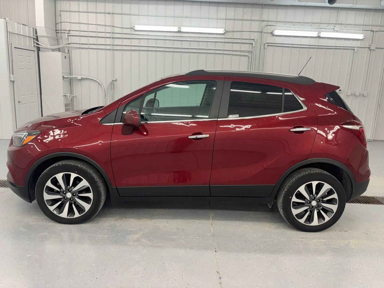 Used 2022 Buick Encore Preferred AWD/4WD image 5