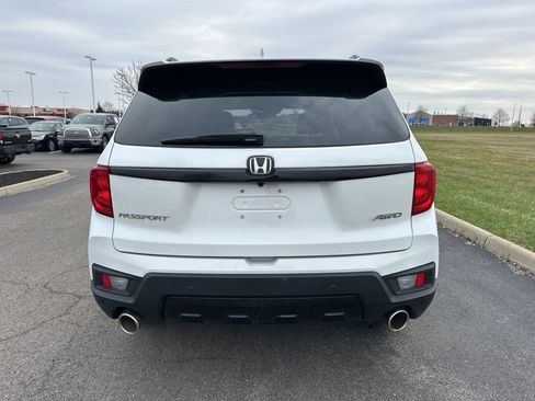 Used 2023 Honda Passport Elite image 9