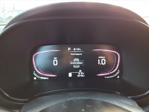 Used 2023 Kia Soul LX image 19