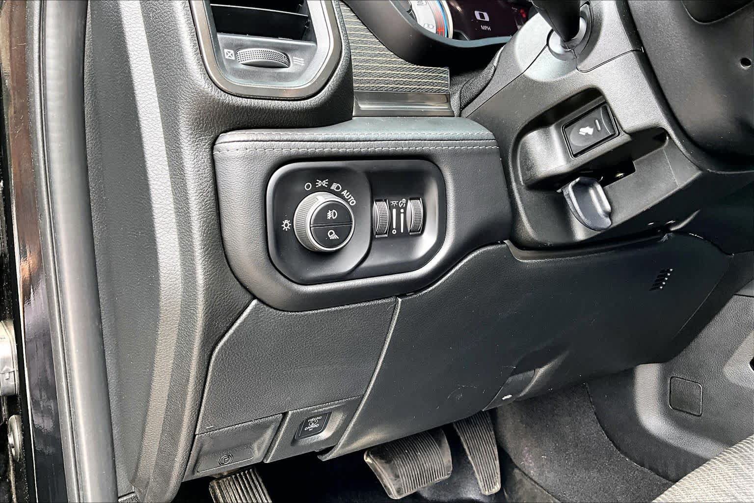 Used 2021 RAM 2500 Limited w/ Night Edition AWD/4WD image 37