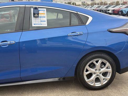 Used 2017 Chevrolet Volt Premier w/ Driver Confidence II Package image 17