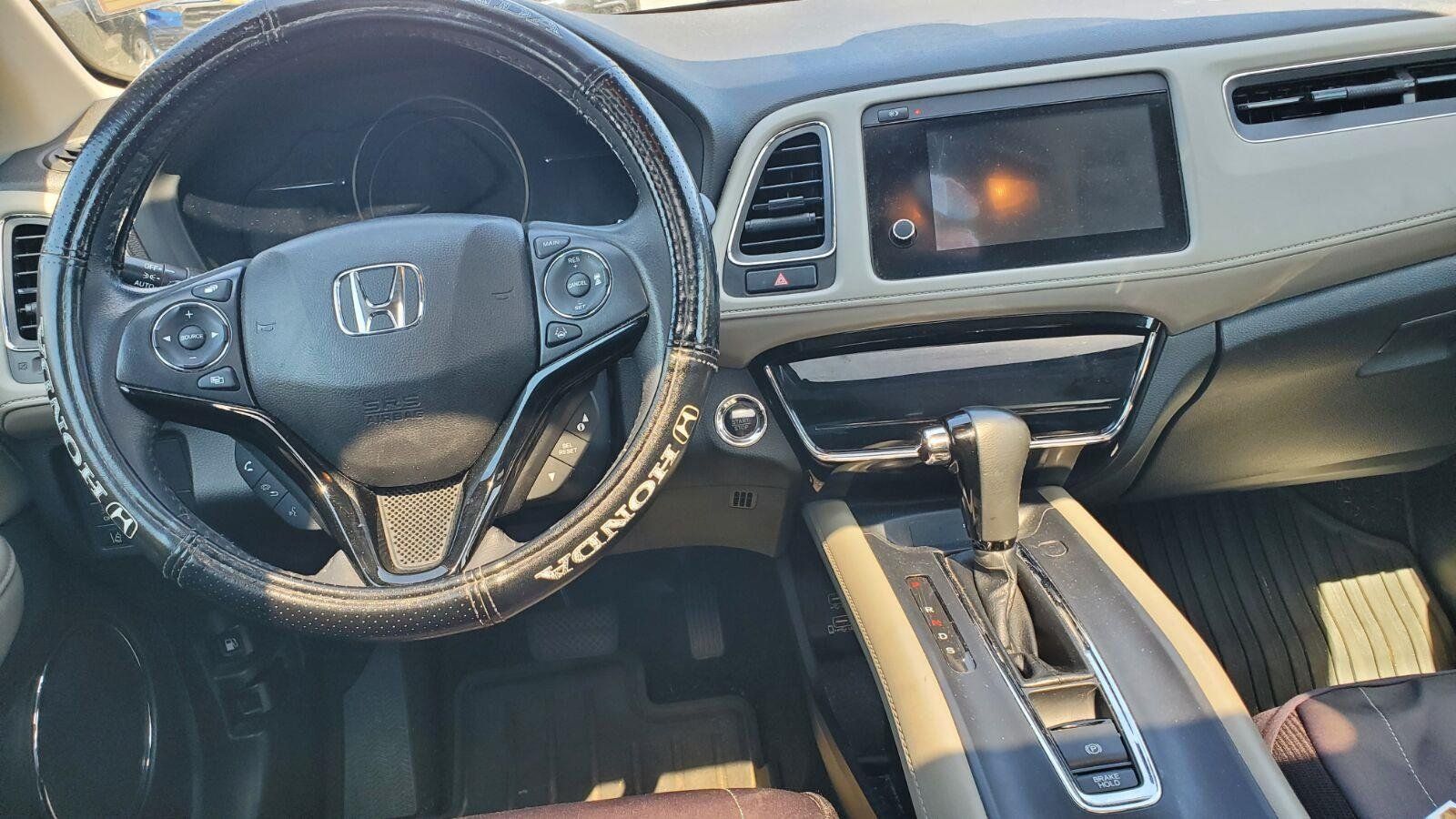Used 2022 Honda HR-V EX-L image 7