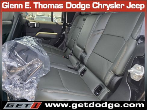 New 2026 Jeep Gladiator Mojave AWD/4WD image 12