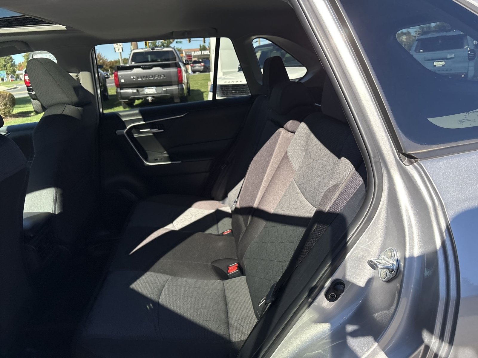 Used 2025 Toyota RAV4 XLE w/ Convenience Package AWD/4WD image 24
