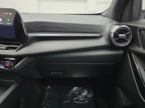 Used 2026 Chevrolet Equinox LT w/ Convenience Package II AWD/4WD image 44