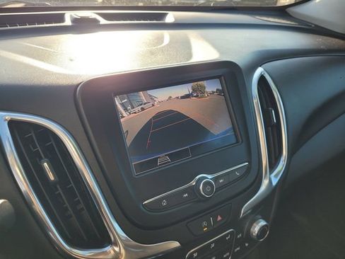 Used 2024 Chevrolet Equinox LT AWD/4WD image 15