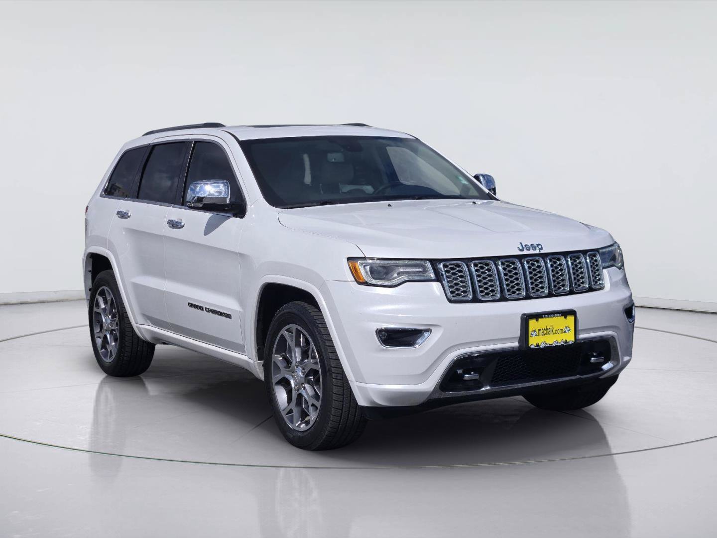 Used 2019 Jeep Grand Cherokee Overland RWD image 3