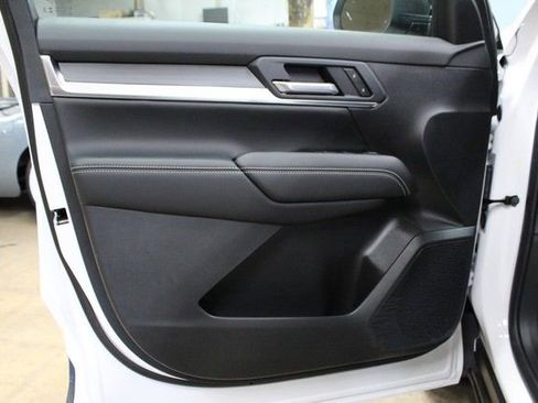 New 2026 GMC Terrain Elevation FWD image 15