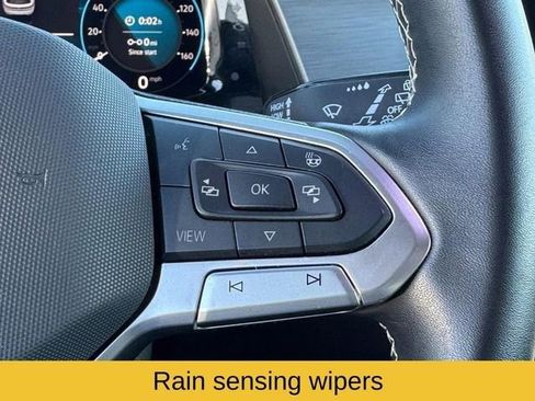 Used 2024 Volkswagen Atlas Cross Sport SE AWD/4WD image 29