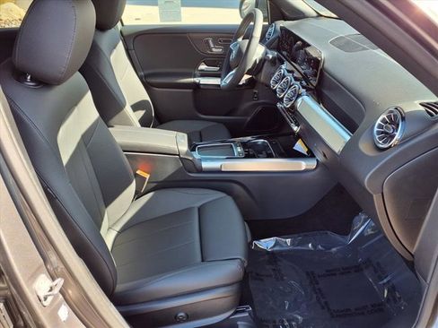 New 2026 Mercedes-Benz GLB 250 image 16