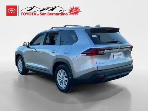 New 2026 Toyota Grand Highlander AWD Hybrid image 3