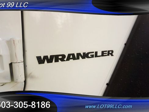 Used 2015 Jeep Wrangler Sport image 28